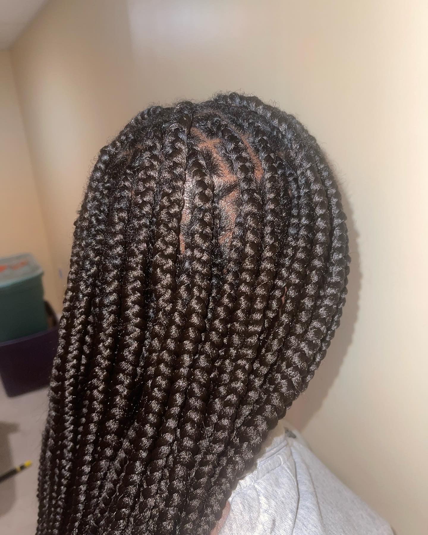 Black braid styles done by Menina bellezas