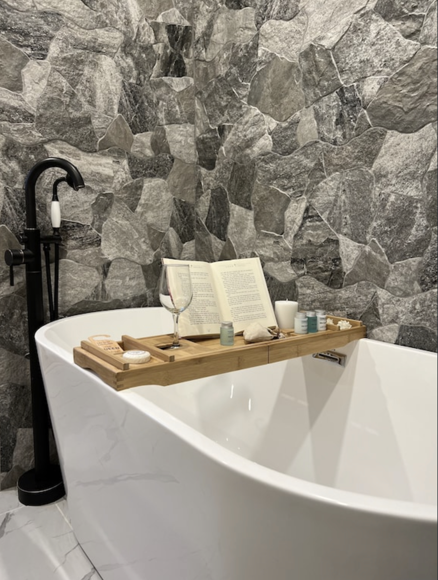 Acadia wilderness lodge bathtub and interior